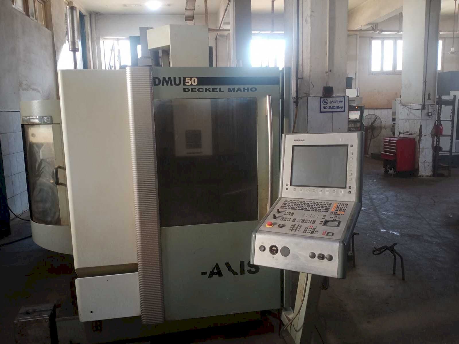 Frontansicht der DECKEL MAHO DMU 50  Maschine
