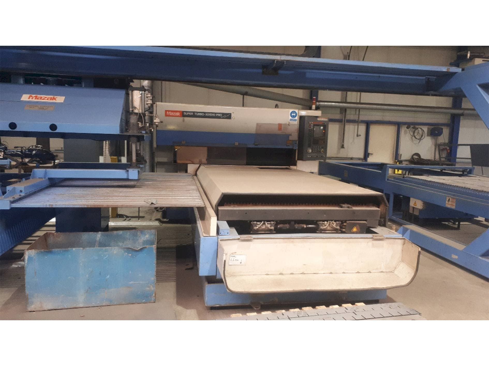 Frontansicht der Mazak Super Turbo X510 HI-Pro  Maschine