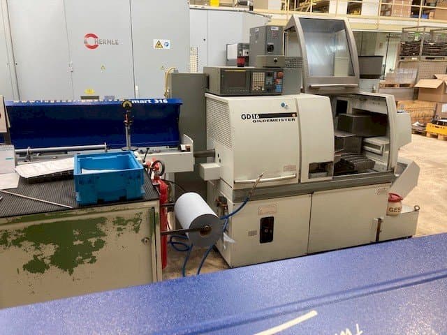 Frontansicht der Gildemeister GD 16 Maschine