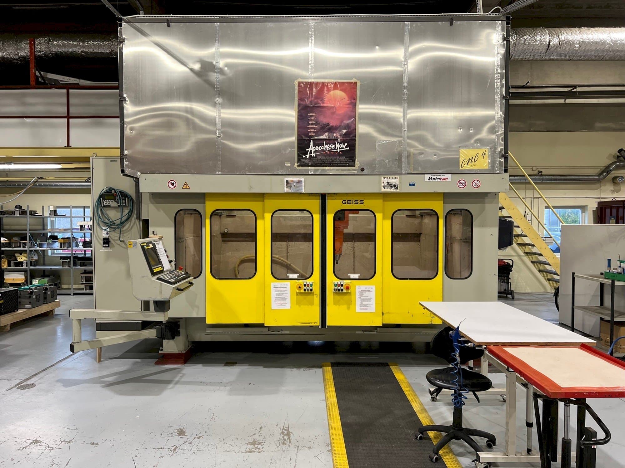 Frontansicht der GEISS FZ 2000x1000  Maschine