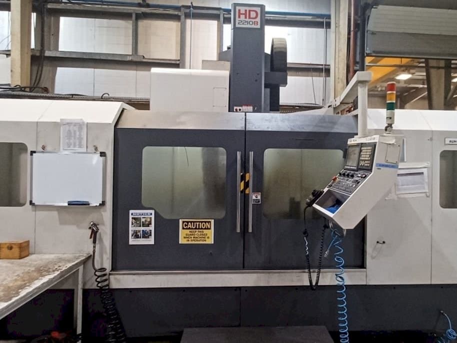 Frontansicht der Dugard HD 2210B Maschine