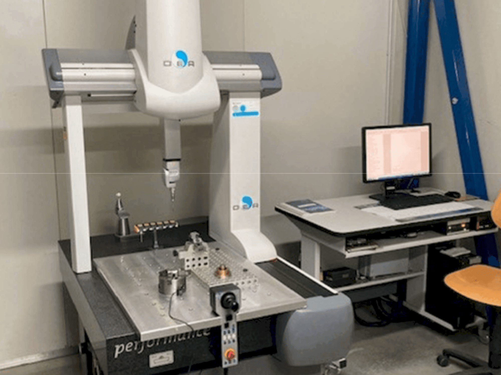 Frontansicht der DEA Global 050705 Performance Maschine