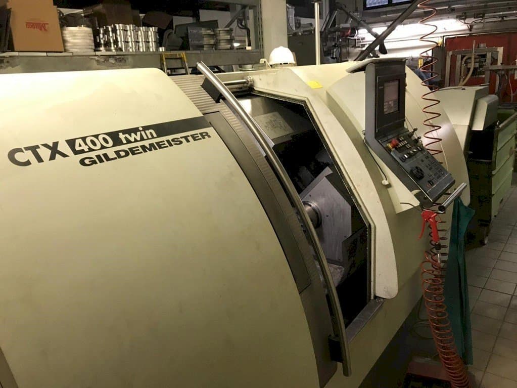 Frontansicht der Gildemeister CTX 400 Twin Maschine