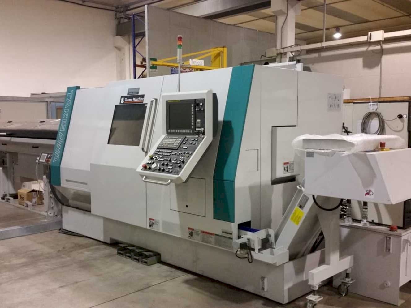 Frontansicht der Takisawa TMMY-250 M1 Maschine