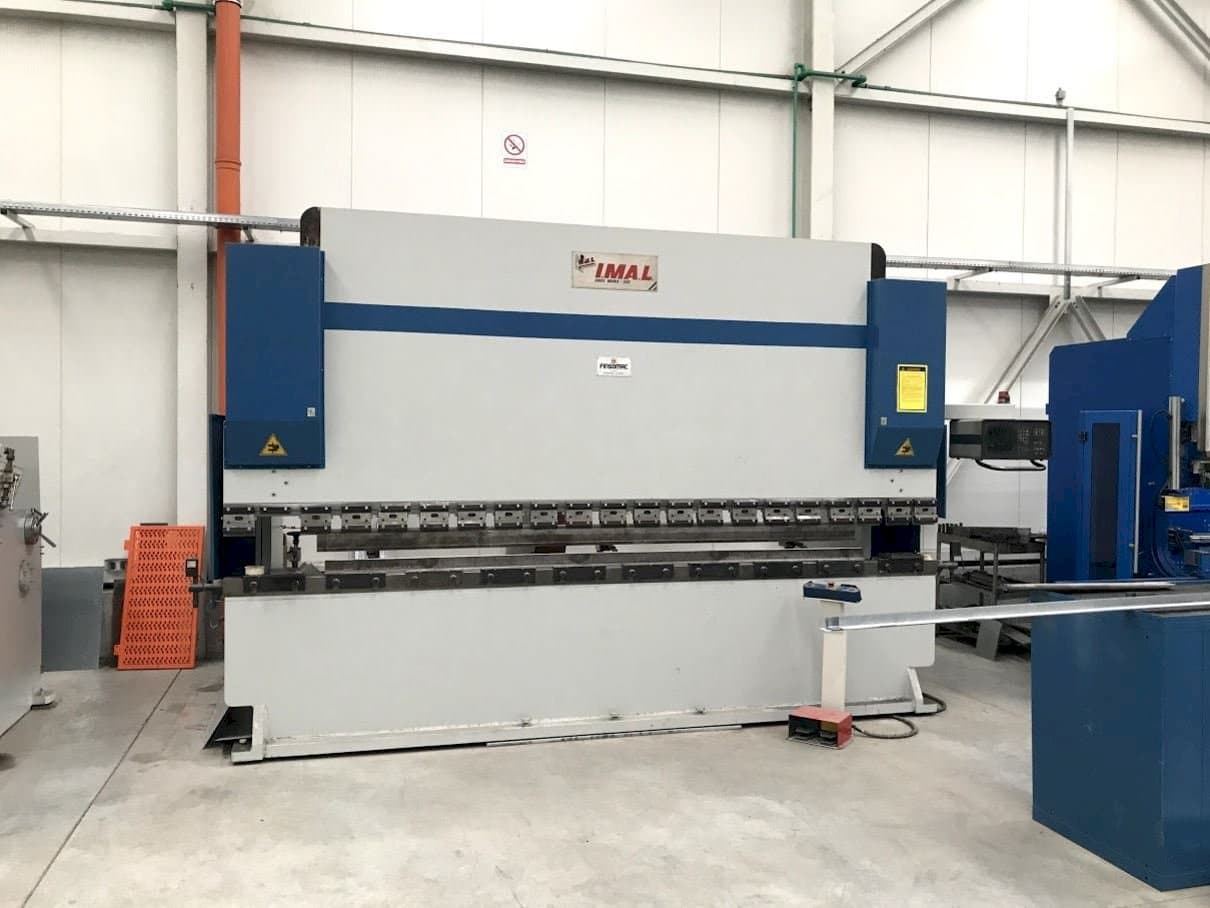 Frontansicht der I.MA.L. E3A Maschine