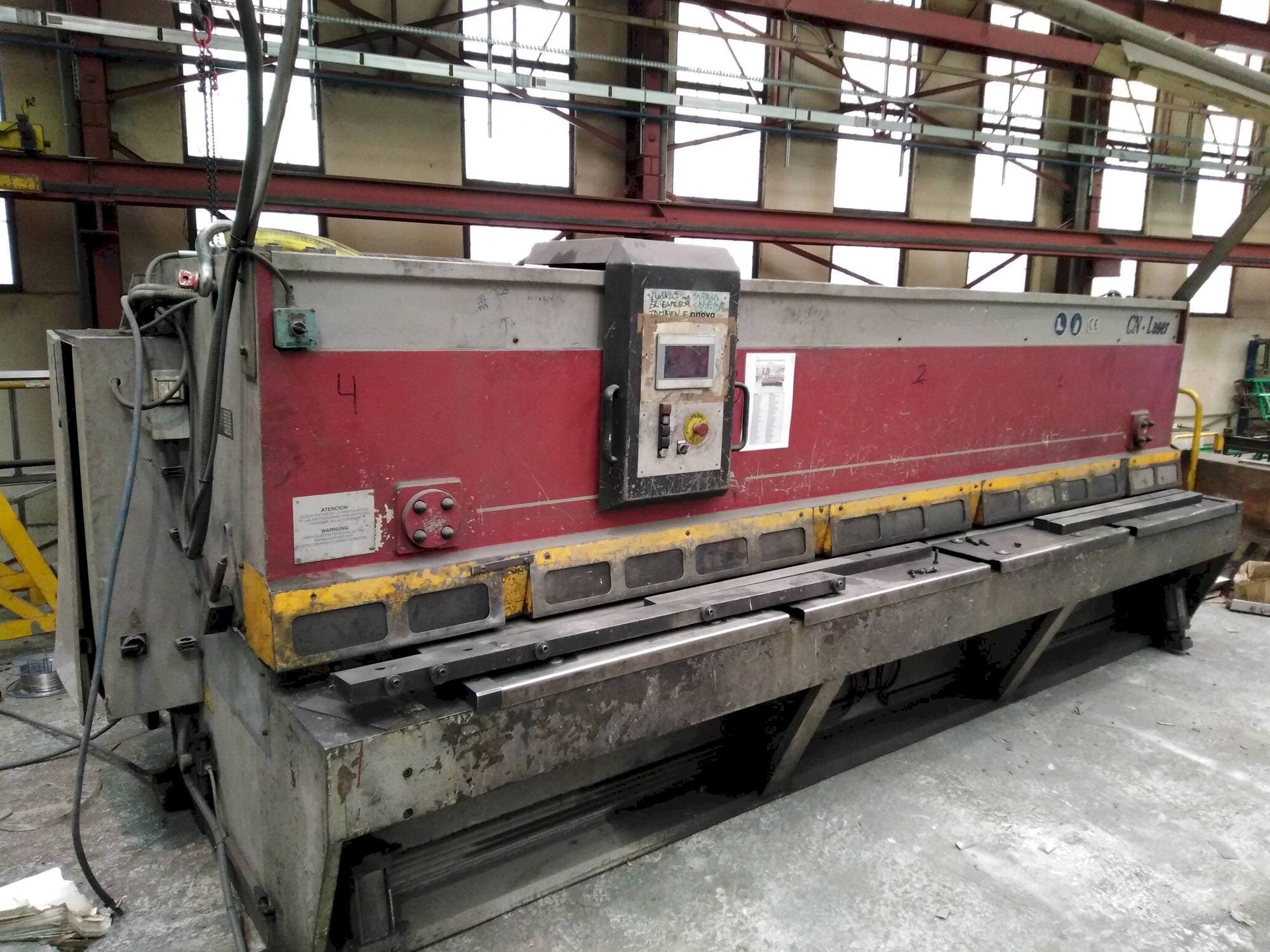 Frontansicht der Casanova VCE 07-4100 X 6 Maschine