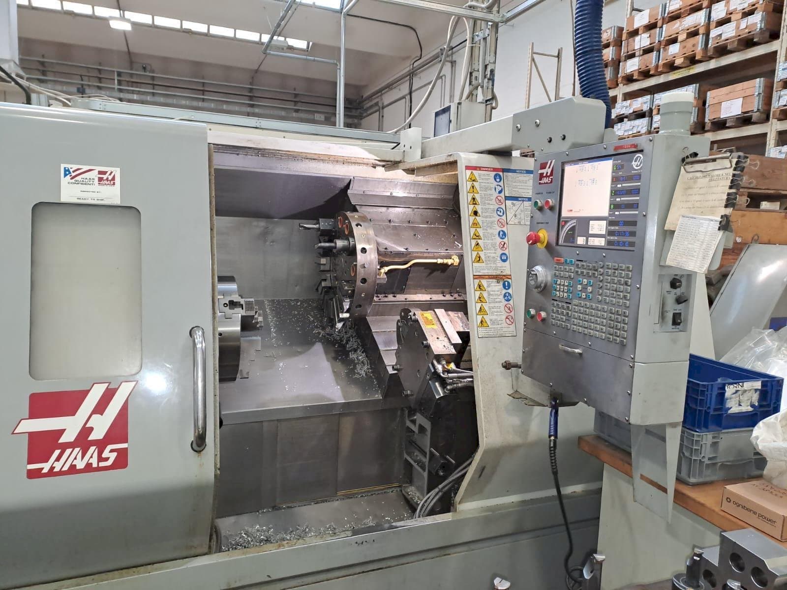 Frontansicht der HAAS SL30 Maschine