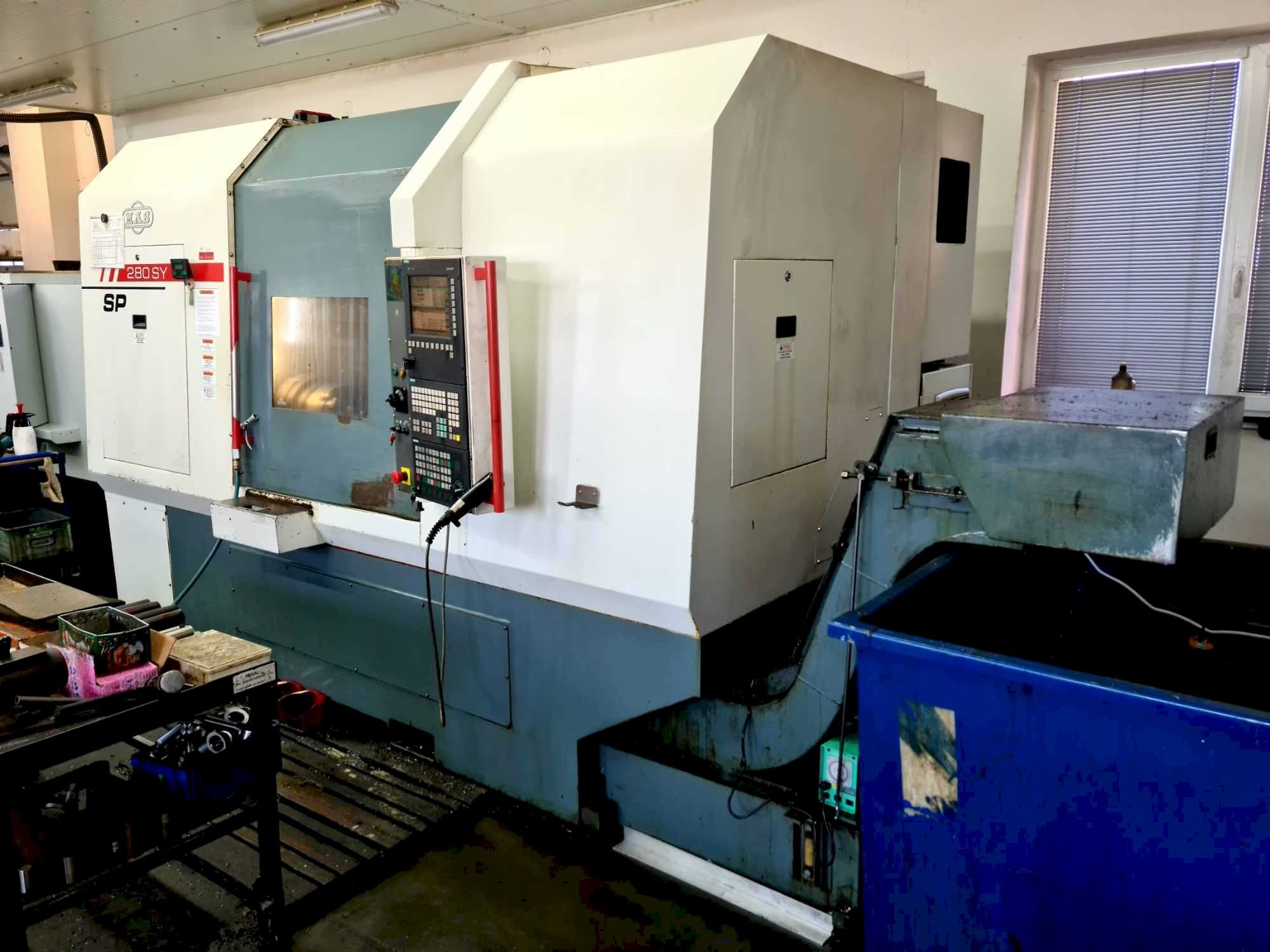 Frontansicht der KOVOSVIT MAS SP 280 SY Maschine