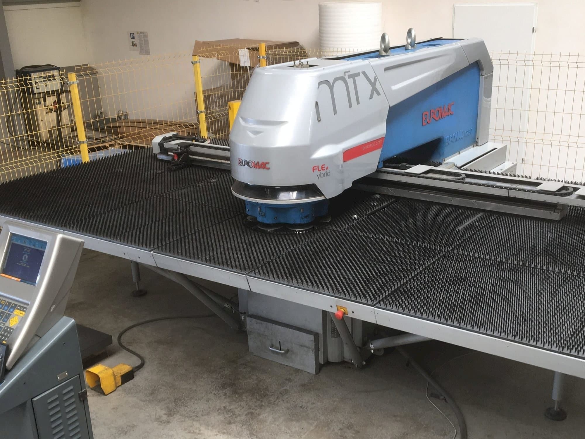 Frontansicht der Euromac MTX FLEX 6  Maschine