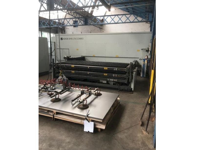 Frontansicht der BLM Adige-Sys LT9 Combo  Maschine