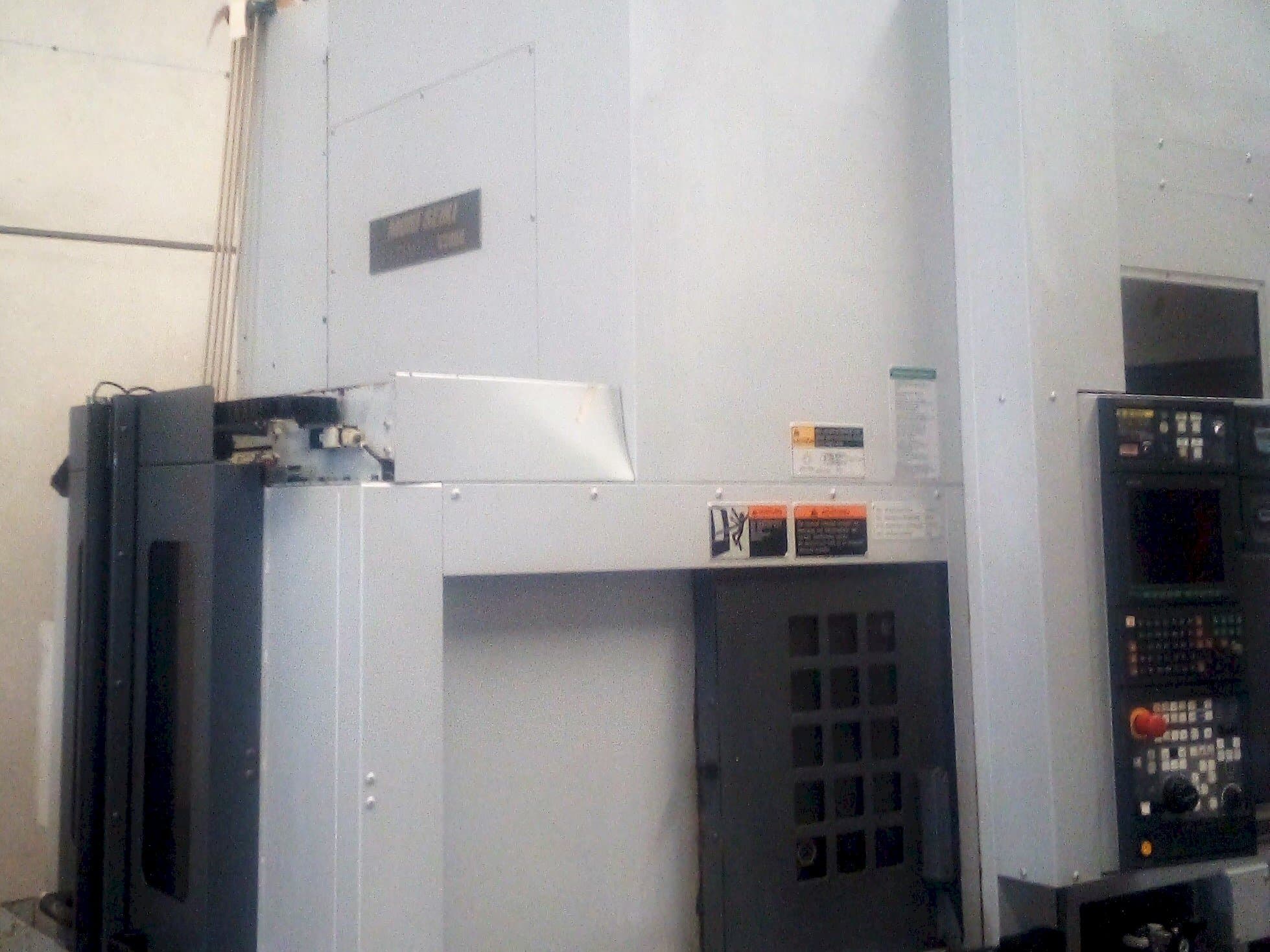 Frontansicht der DMG Mori Seiki ULTIMILL V-3000/MSX-850 Maschine