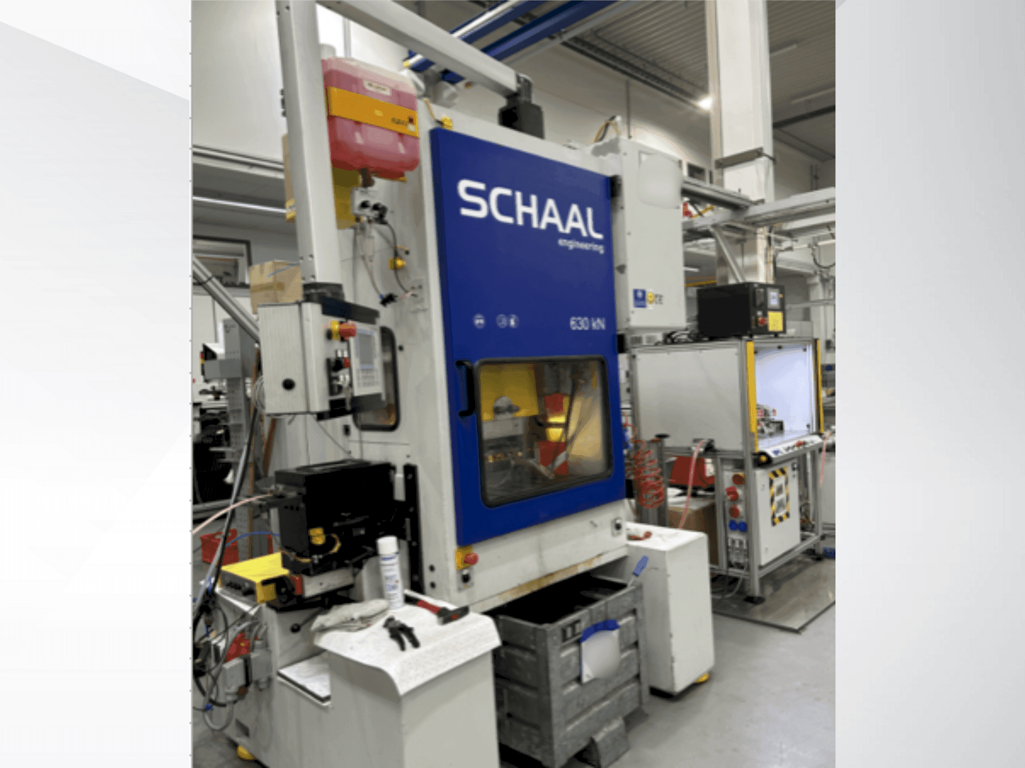 Frontansicht der SCHAAL SEP63N Maschine