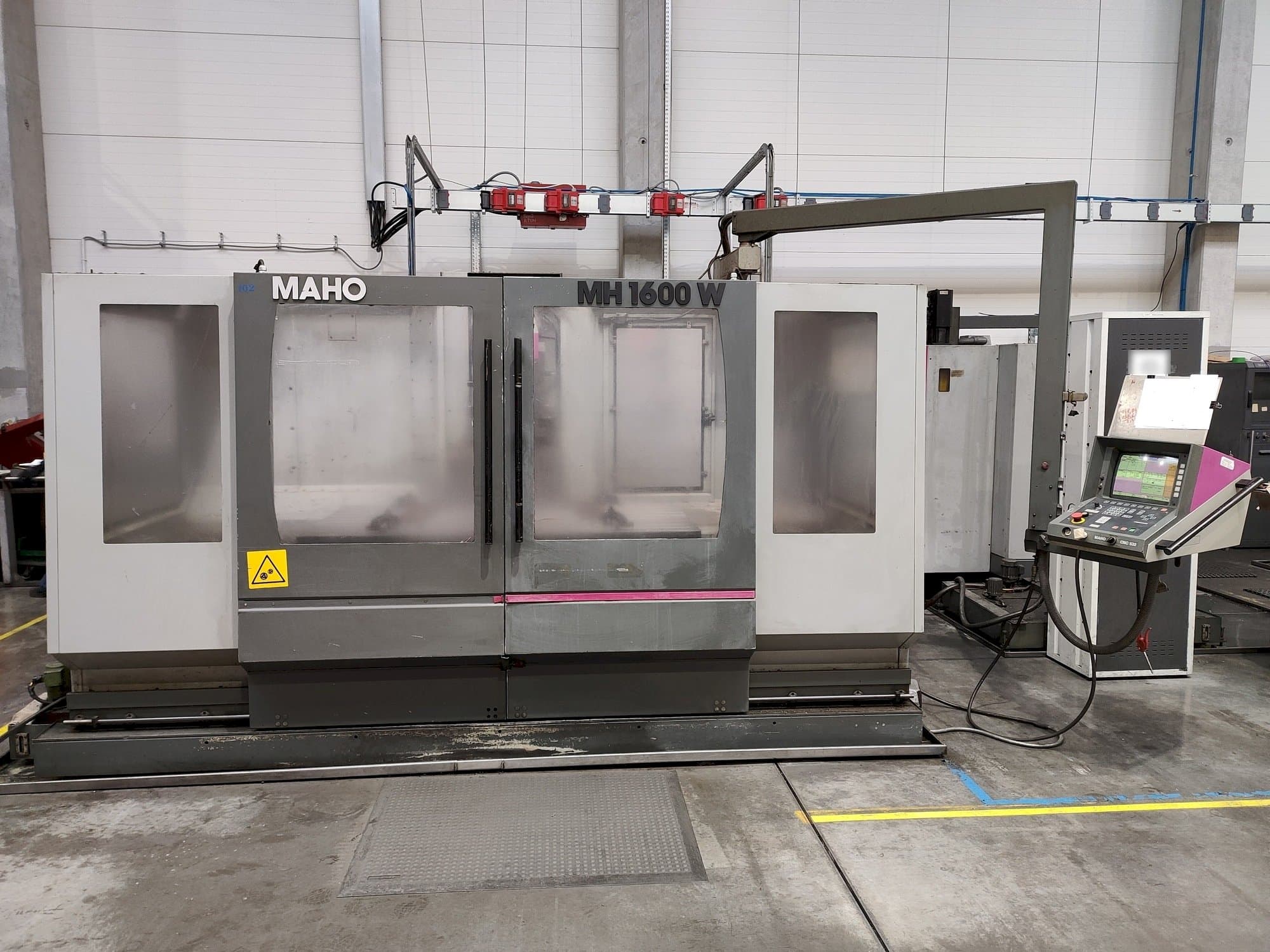 Frontansicht der Maho MH 1600 W Maschine