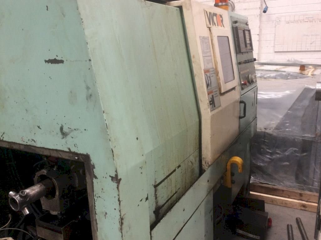 Frontansicht der Victor VT Plus/15  Maschine