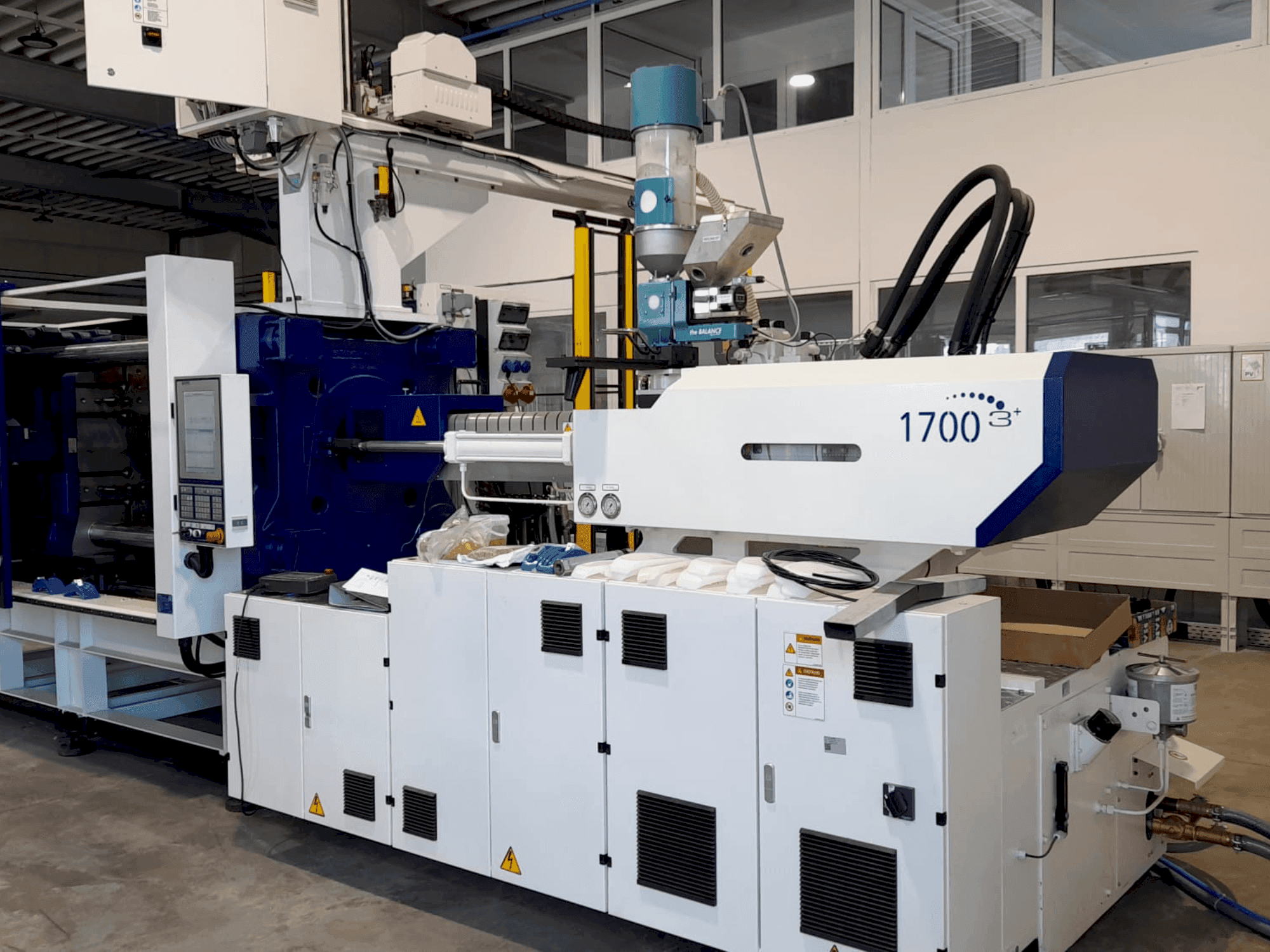 Frontansicht der HAITAI MA 3500 III Plus Maschine