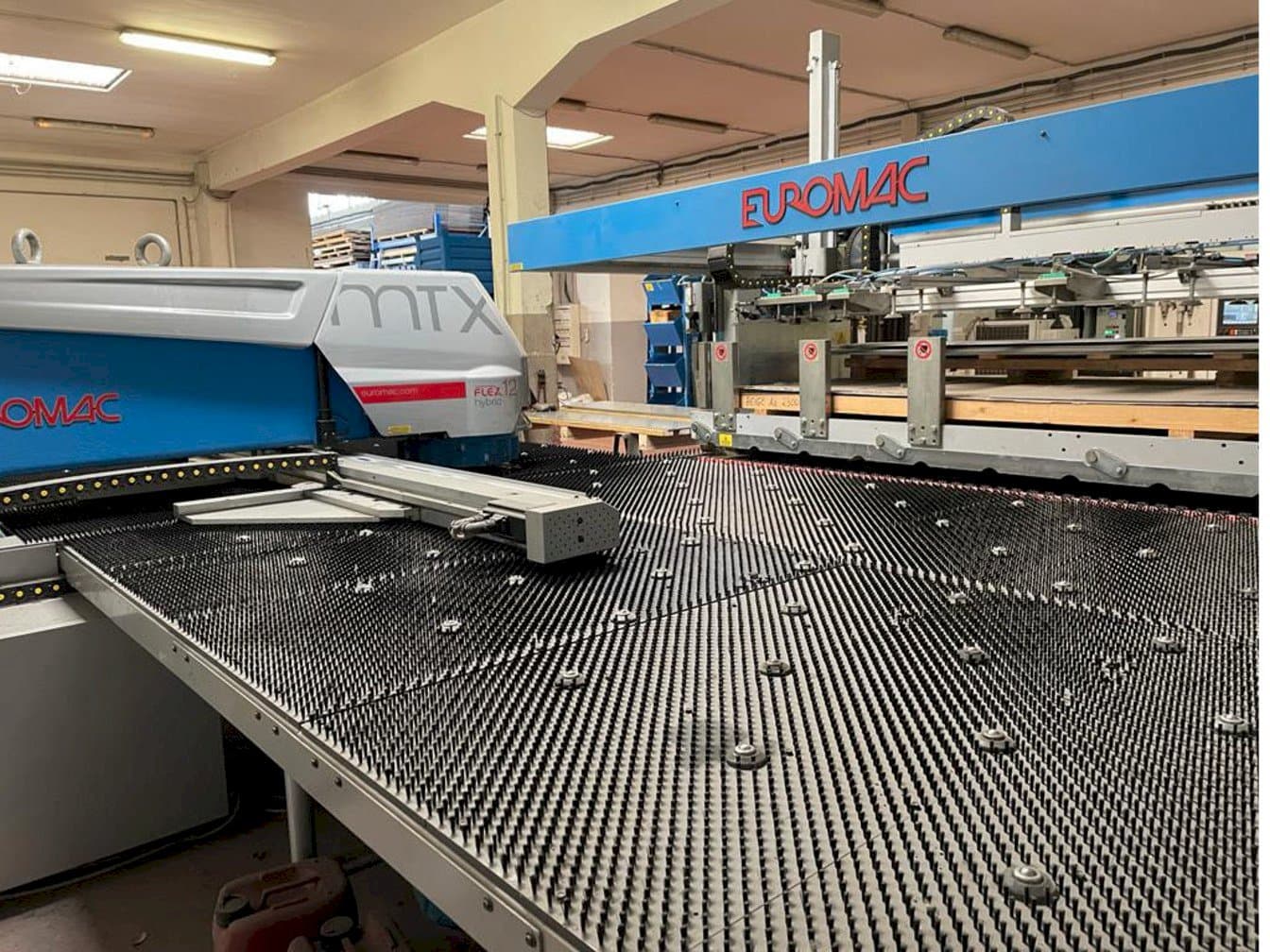 Frontansicht der Euromac MTX Flex 12 Hybrid Maschine