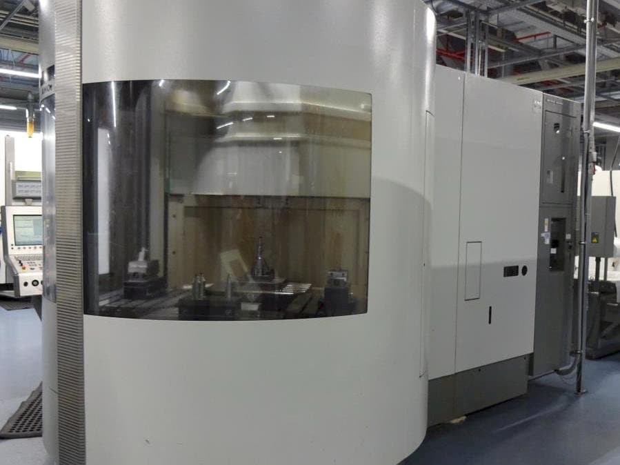 Frontansicht der DECKEL MAHO DMC 60 T RS3  Maschine