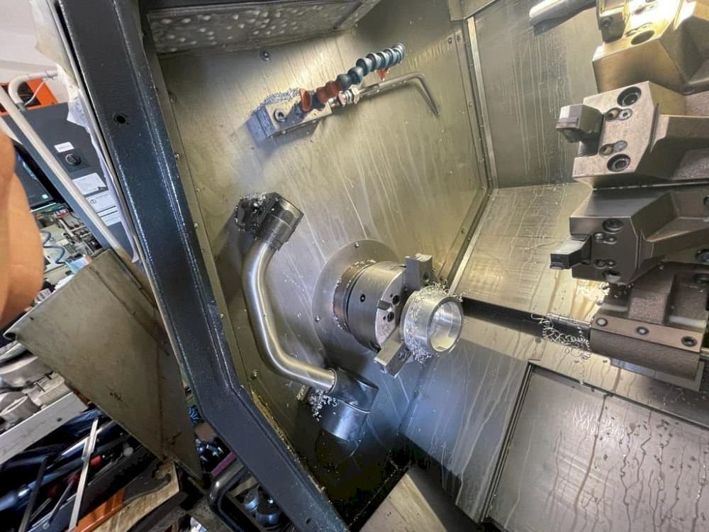 Frontansicht der Biglia B545M Maschine