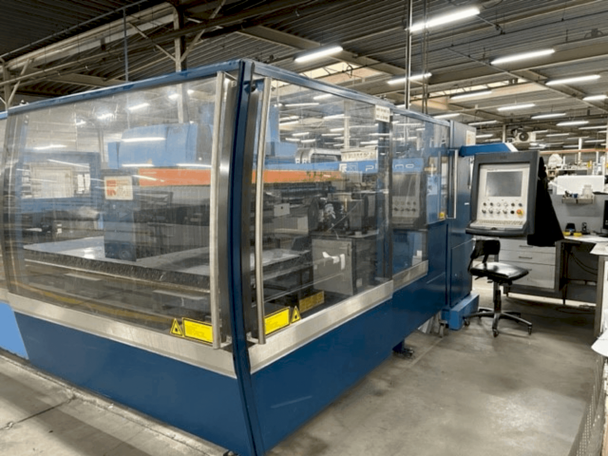 Frontansicht der Prima Power PLATINO HS P20L 2040 (2008) Maschine