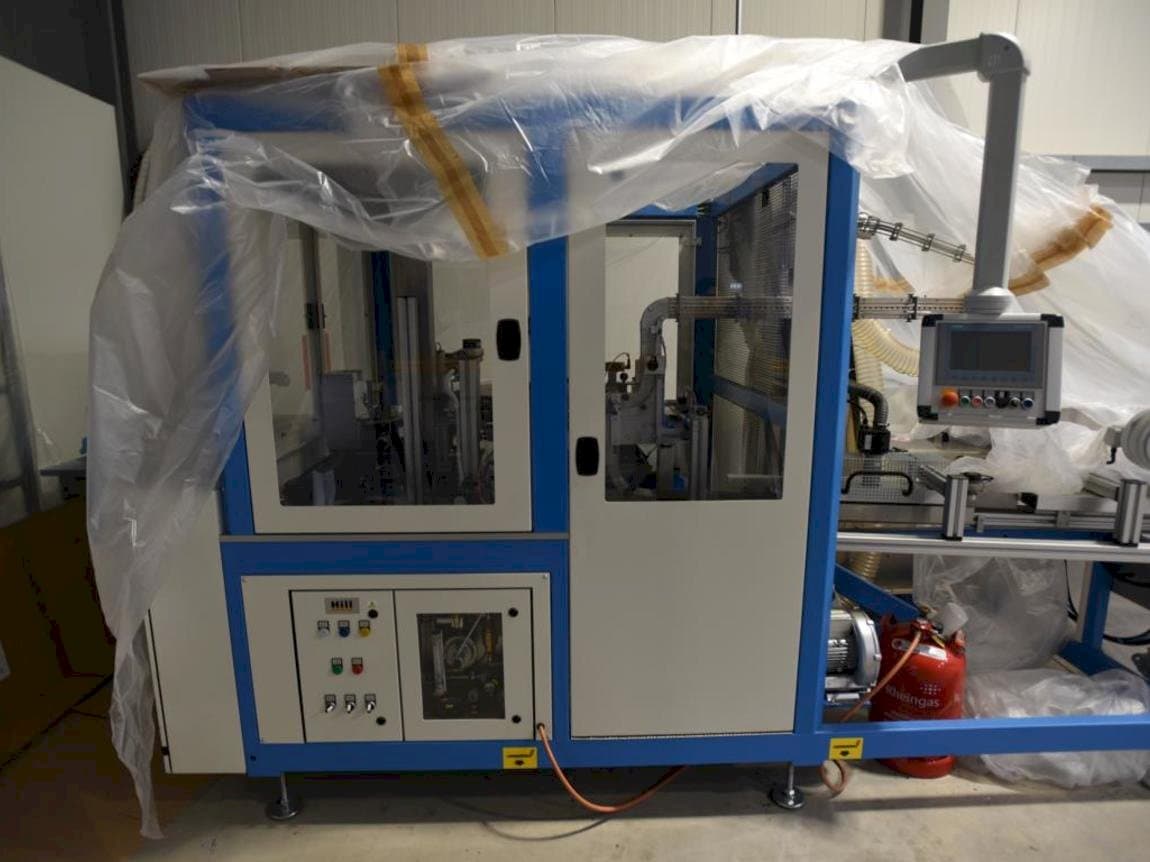 Linke Seitenansicht der TAMPOPRINT Closure Print C Maschine