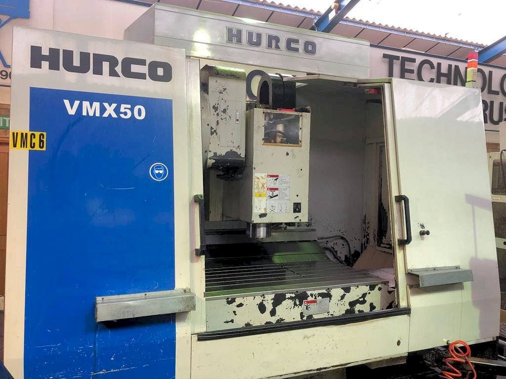 Frontansicht der Hurco VMX 50/40T Maschine