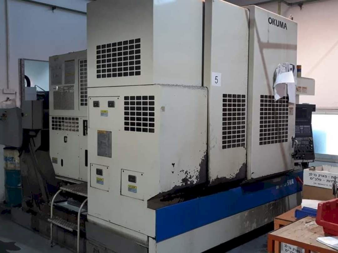 Frontansicht der Okuma MX-55 VA Maschine