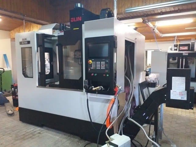 Frontansicht der TAATH BL-Y855 Maschine