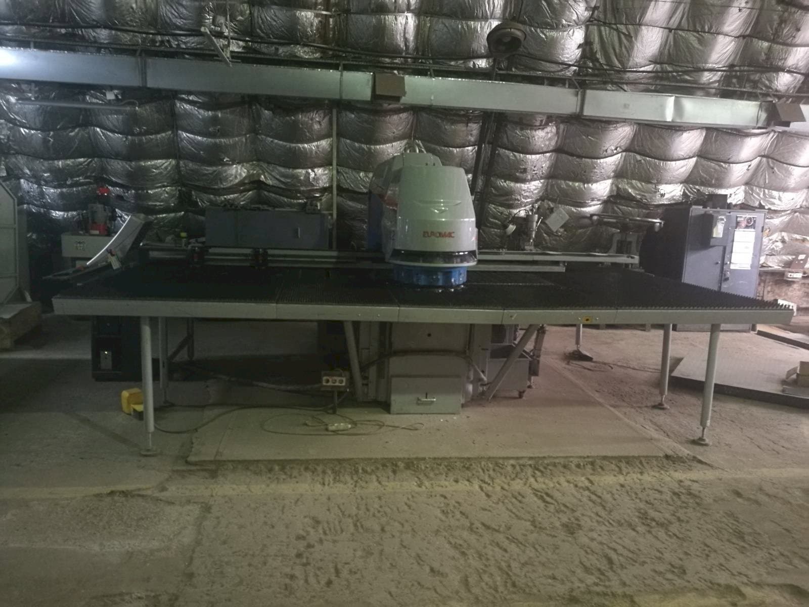 Frontansicht der Euromac STX Flex 12  Maschine
