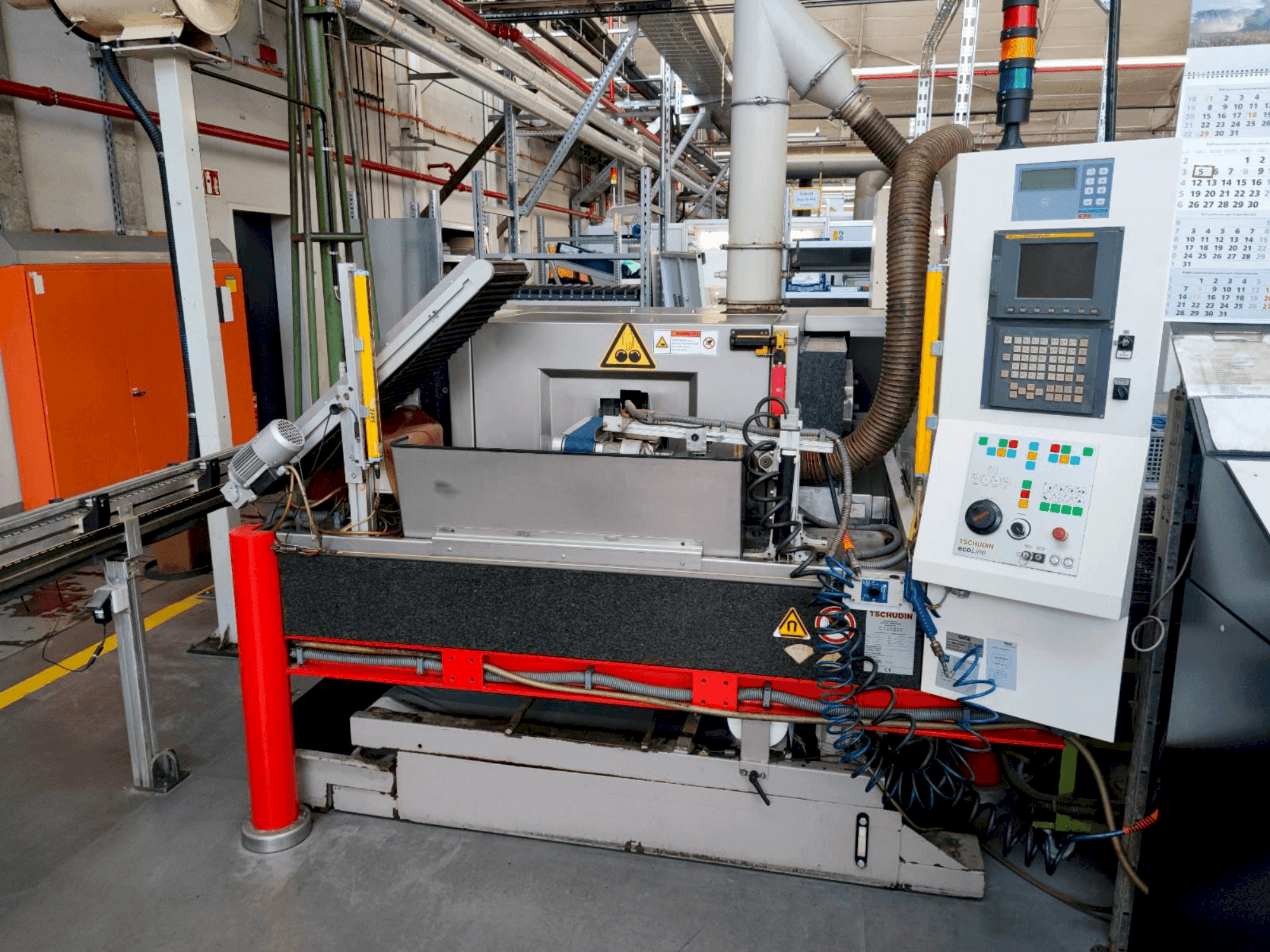 Frontansicht der TSCHUDIN ecoLINE 400  Maschine