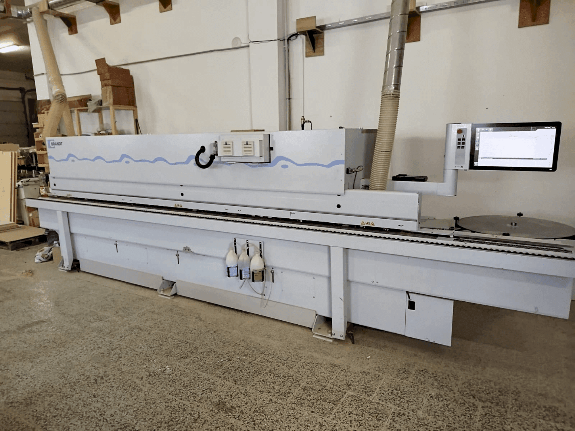Frontansicht der BRANDT KDF 650 Highflex 1650 Maschine