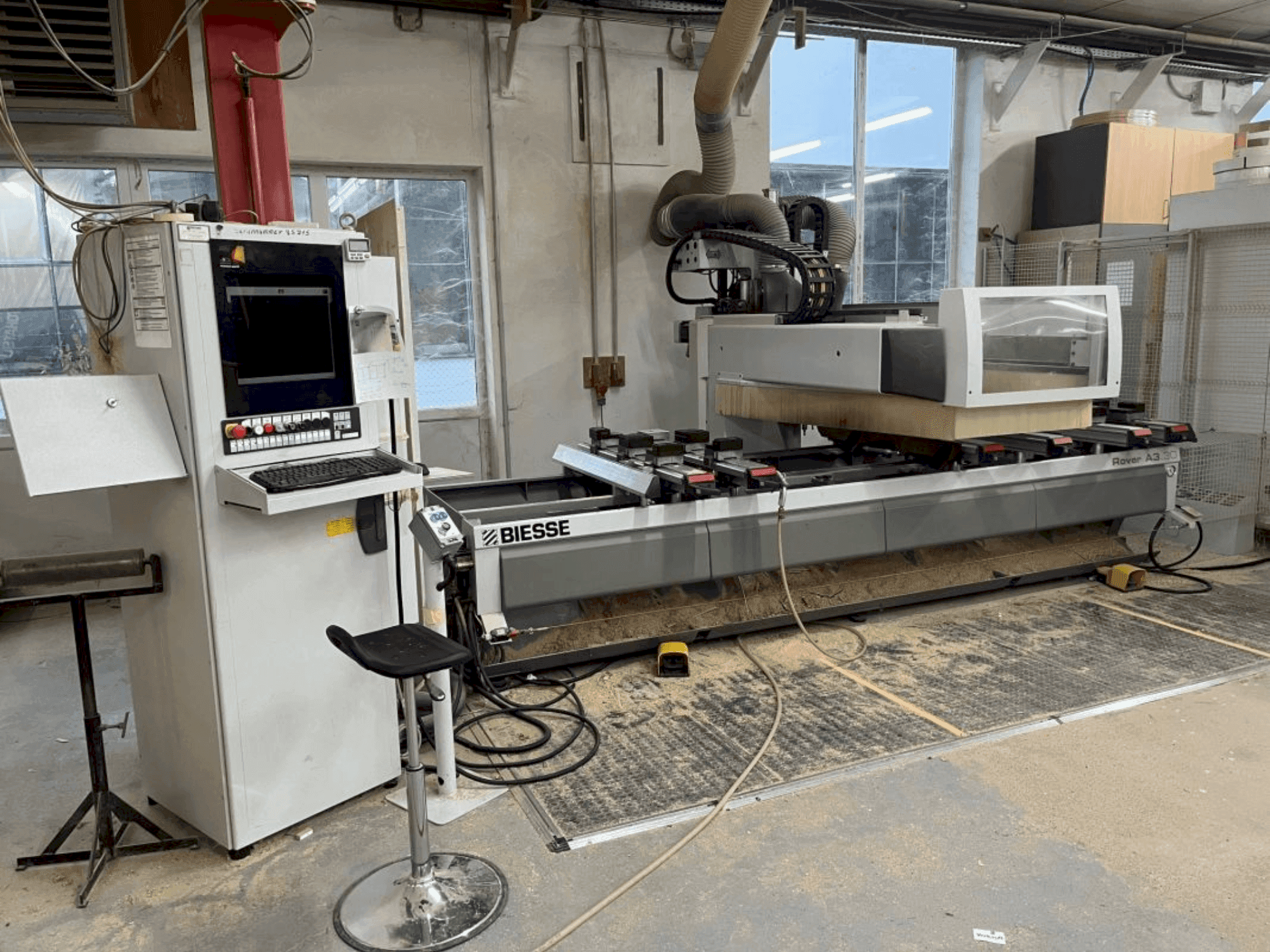 Frontansicht der BIESSE ROVER A  Maschine