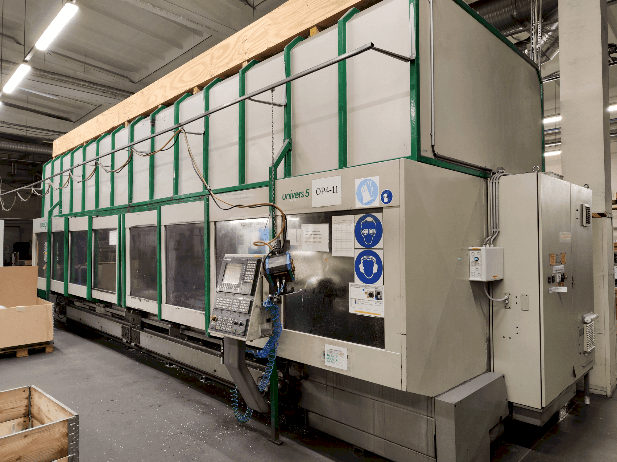 Frontansicht der Unisign UNIVERS 5  Maschine