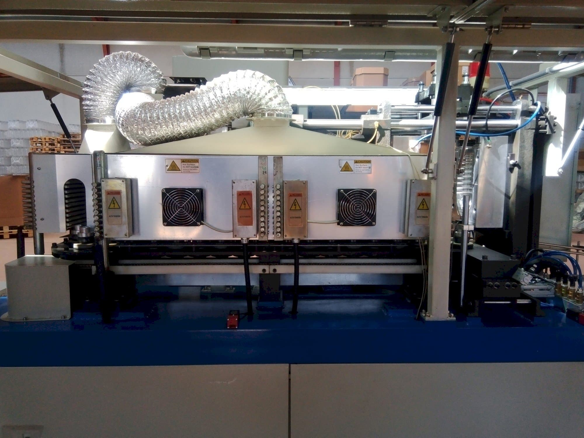 Frontansicht der YANCED YS600 Maschine