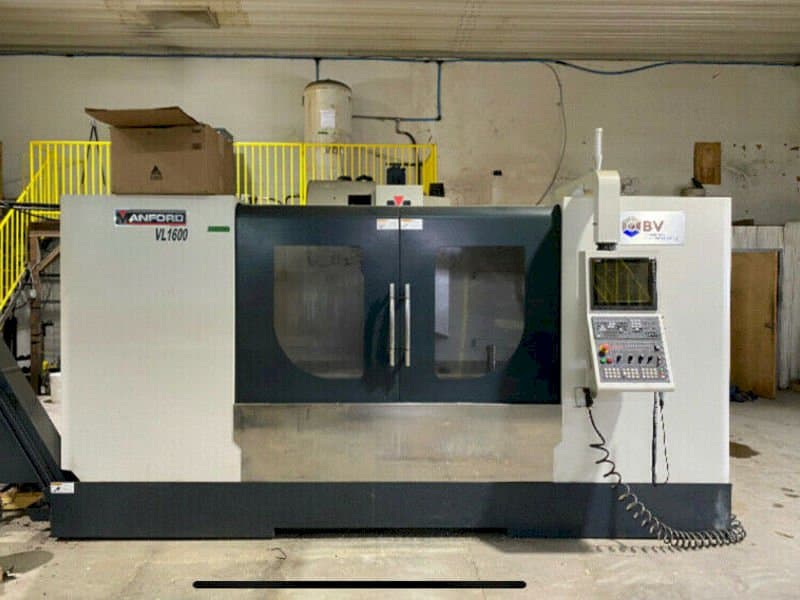 Frontansicht der Manford VMC VL-1600 Maschine
