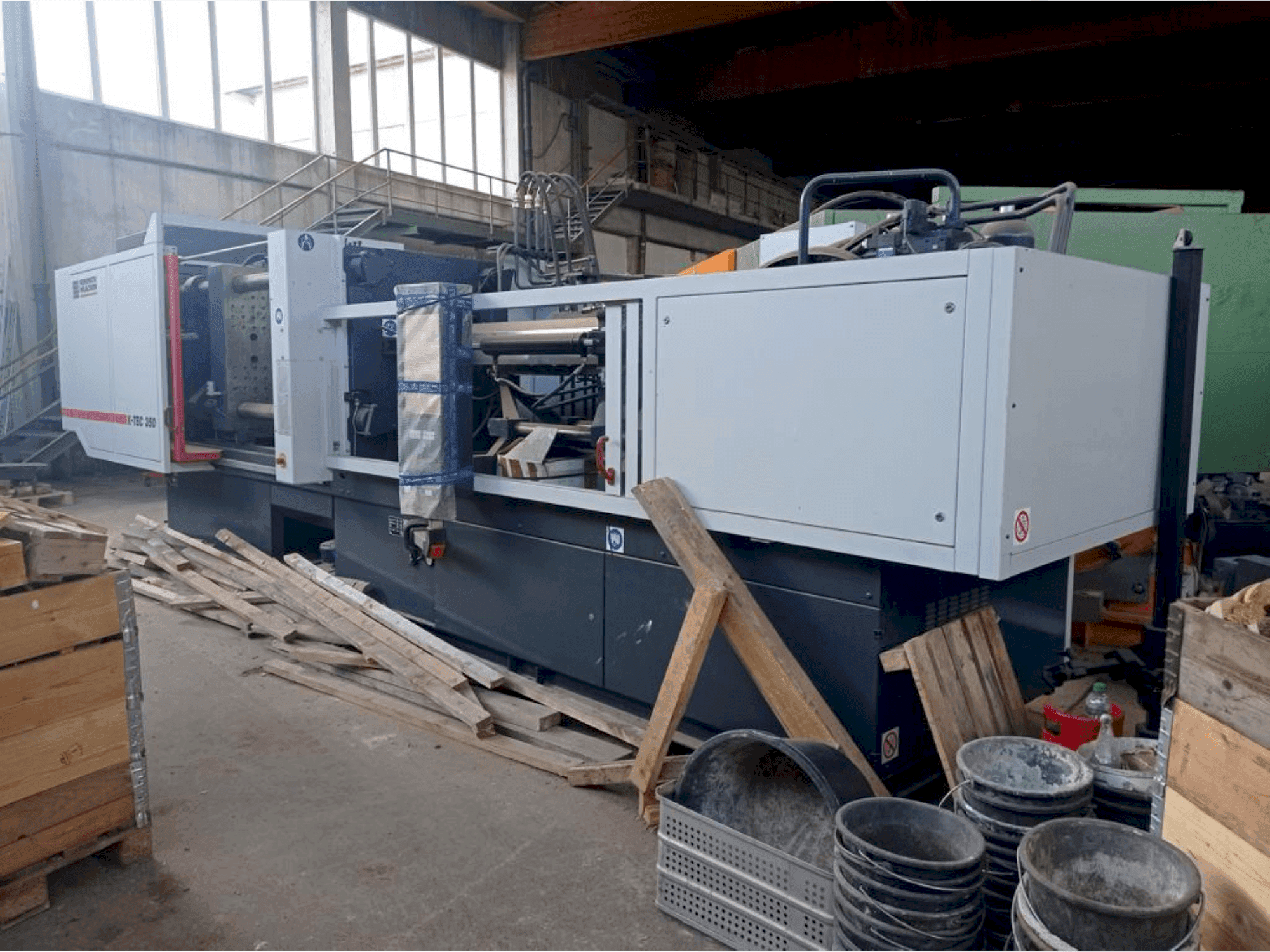 Frontansicht der FERROMATIK K-Tec 350 S/2F Maschine