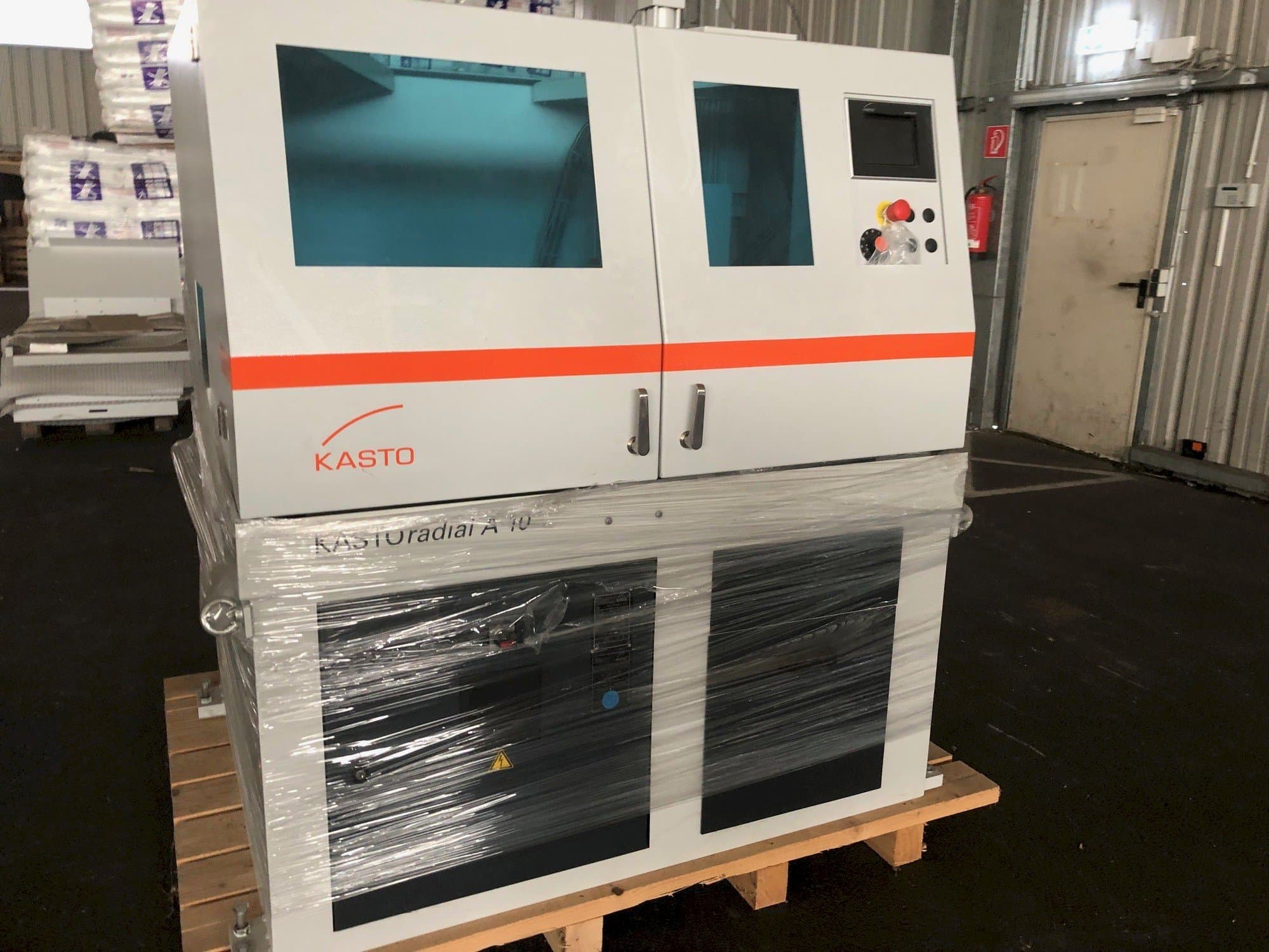 Frontansicht der KASTO Radial A10 Maschine