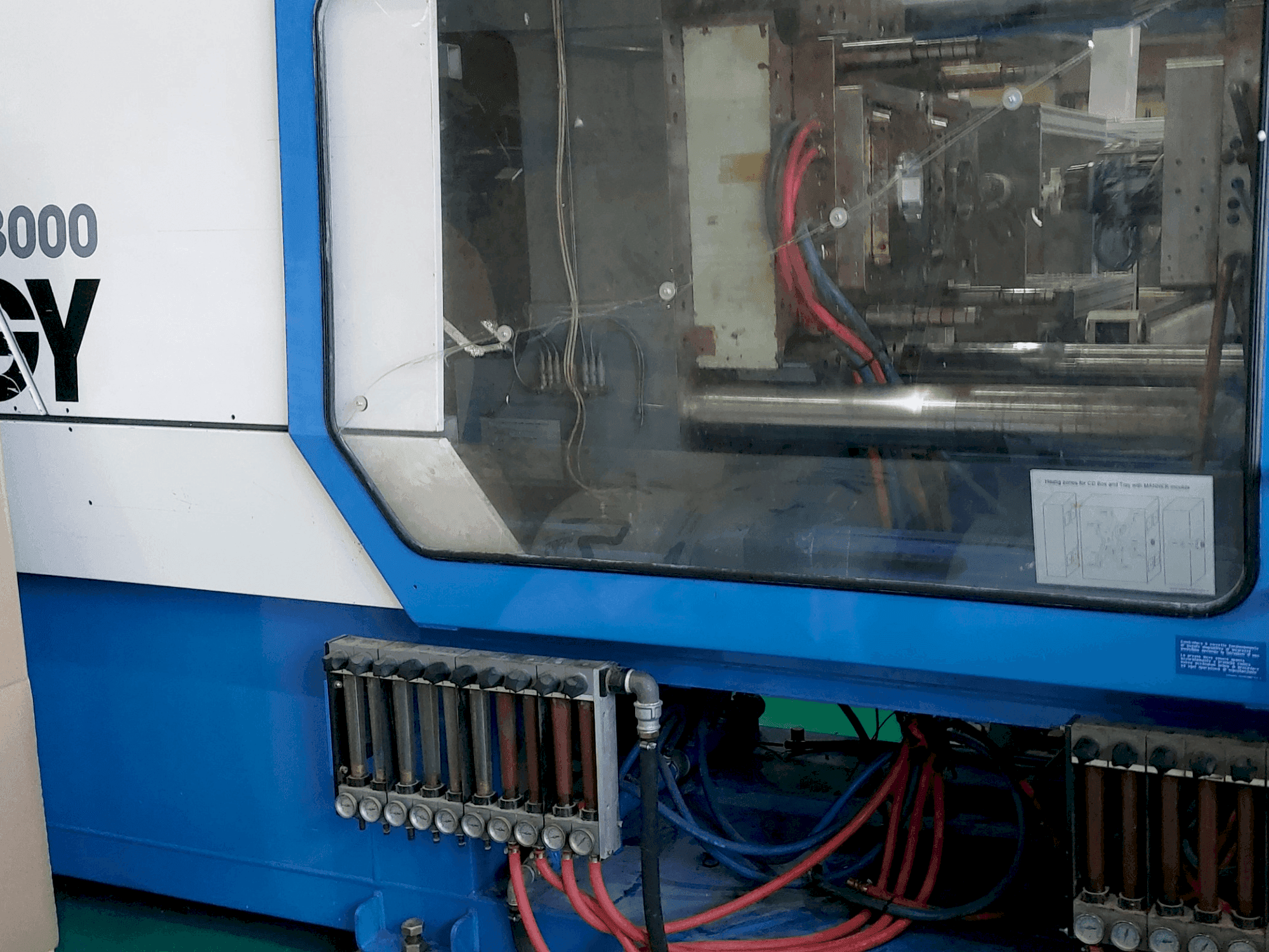 Frontansicht der Netstal S 300 – 1700  Maschine