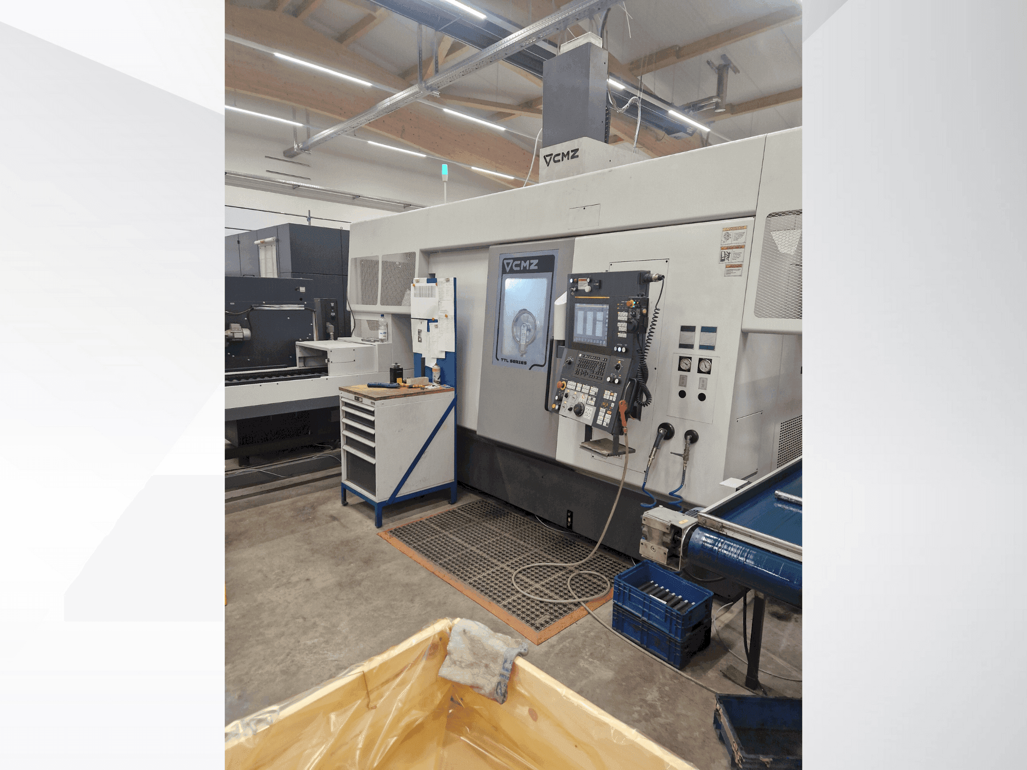 Frontansicht der CMZ TTL-66-66-TTY-T2Y Maschine