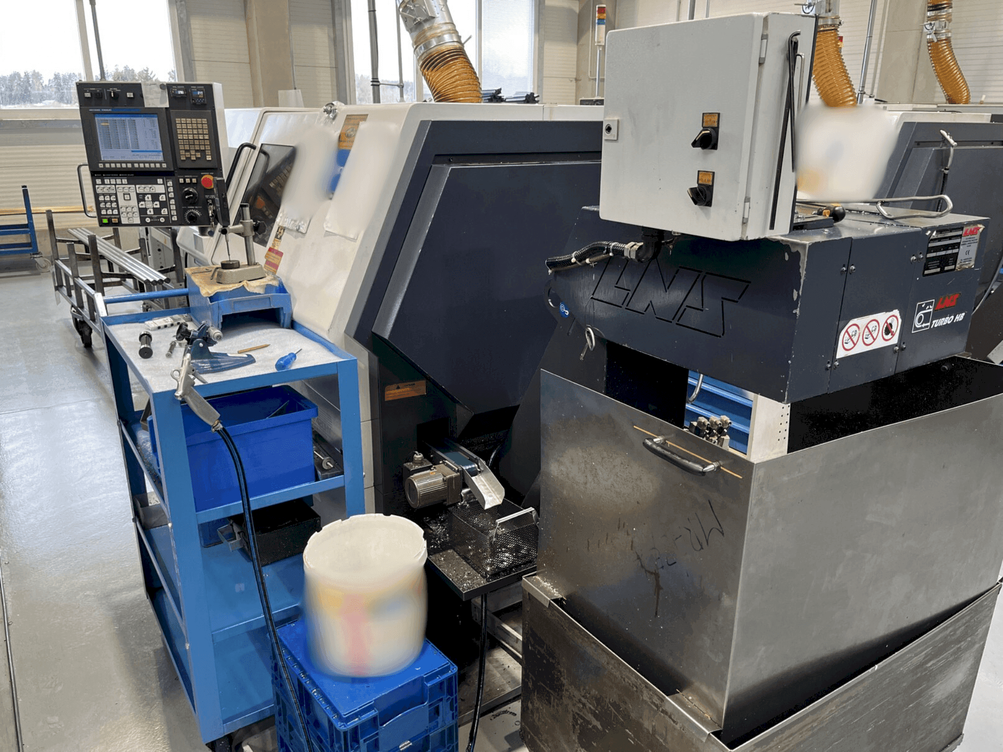 Frontansicht der Miyano BNA-42DHY Maschine