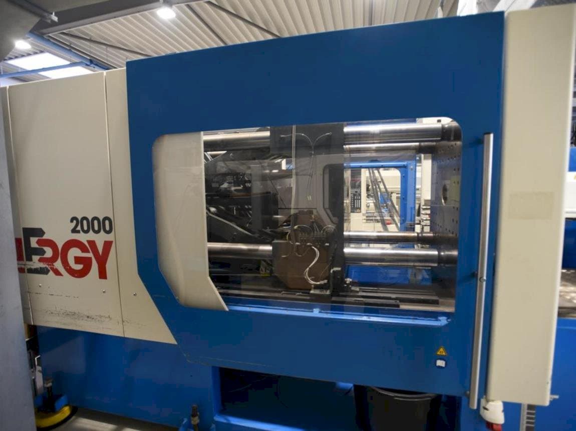 Frontansicht der Netstal SynErgy 2000-460 Maschine