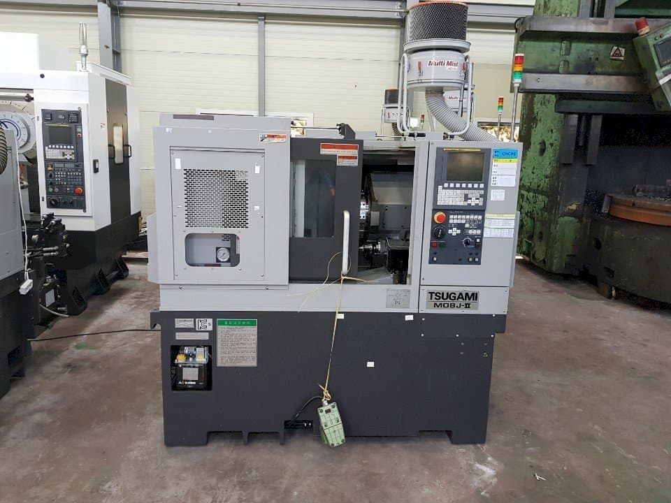 Frontansicht der TSUGAMI M08J-Ⅱ Maschine