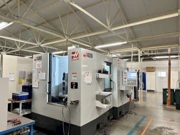 Frontansicht der HAAS EC-400 Maschine