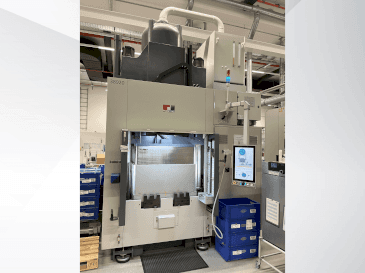 Frontansicht der PAN Stone D-V-200-PCD Maschine