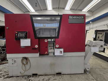 Frontansicht der Behringer HBE 511 A Maschine