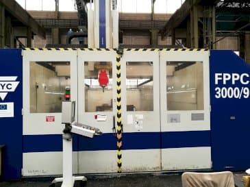 Frontansicht der TYC FPPC 300/9 Maschine