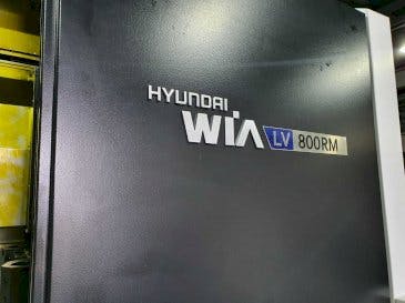 Frontansicht der Hyundai Wia LV800RM  Maschine