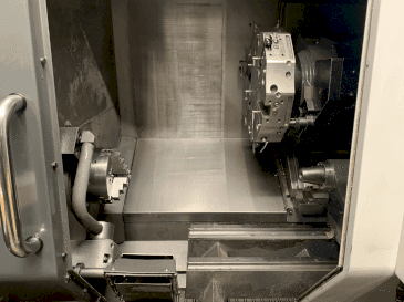 Frontansicht der HAAS ST-20Y Maschine