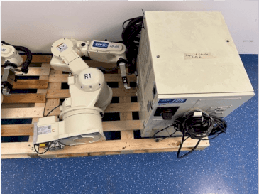Frontansicht der OTC Daihen NH52-NEFC Maschine