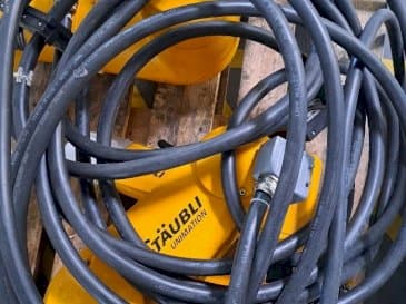 Frontansicht der STAUBLI TX60 Maschine
