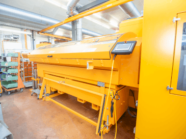 Frontansicht der Index G220 Maschine